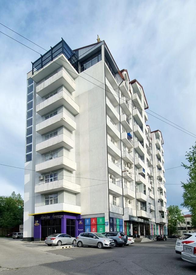 Kate'S Cozy Apartment Кутаиси Экстерьер фото