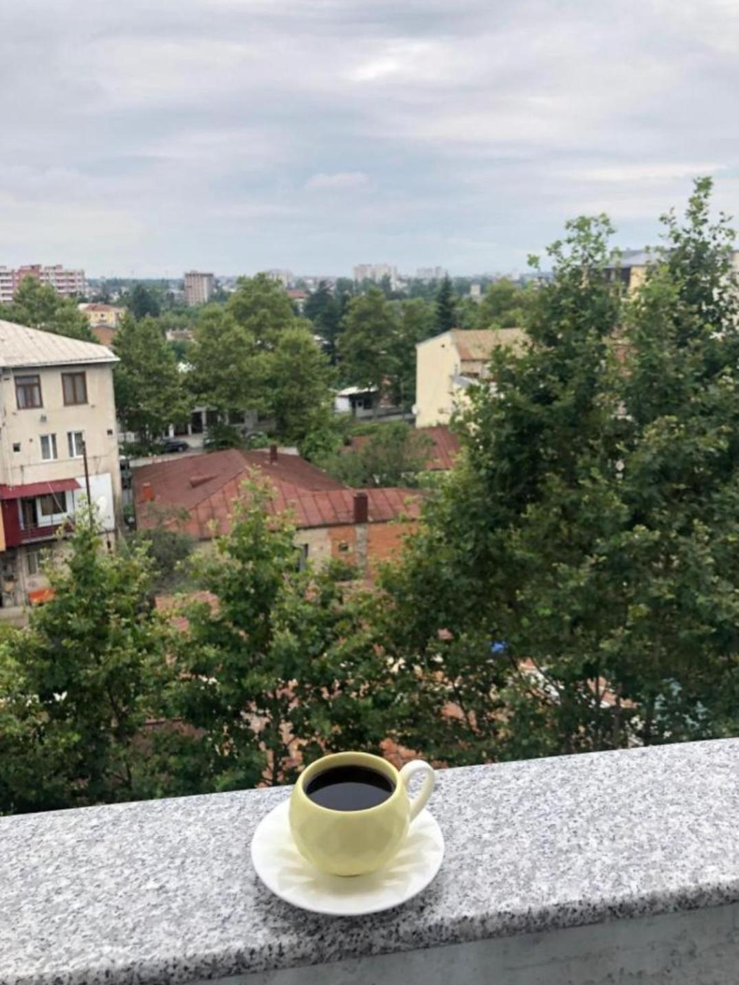 Kate'S Cozy Apartment Кутаиси Экстерьер фото